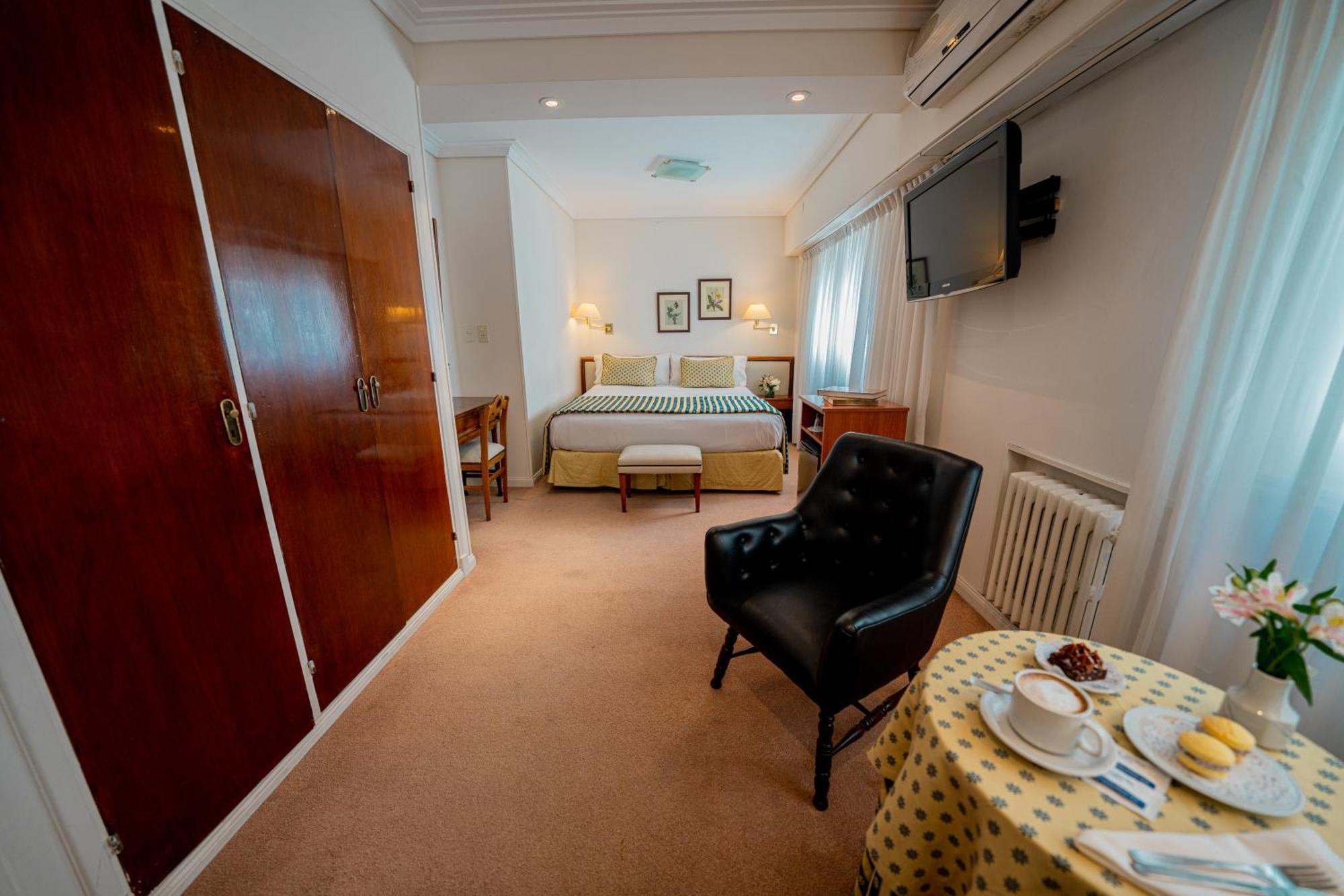 Hotel Iruna マル・デル・プラタ エクステリア 写真